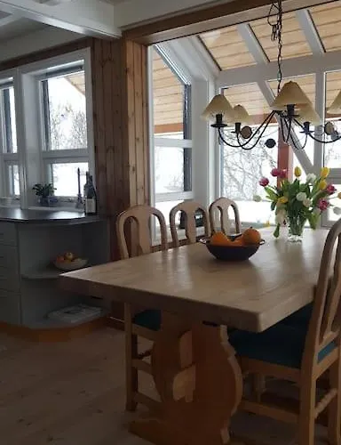 Amazing In Spectacular Lyngen Russelv